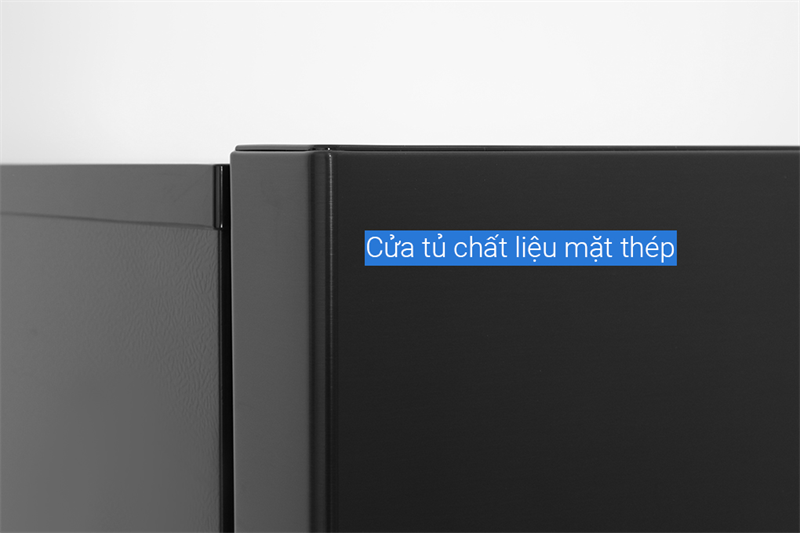 Tiện ích ngăn lấy nước ngoài và ngăn rau củ của Panasonic